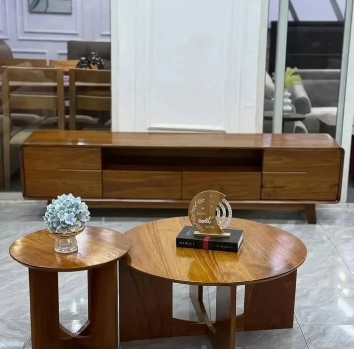 Media showcase  + coffee table